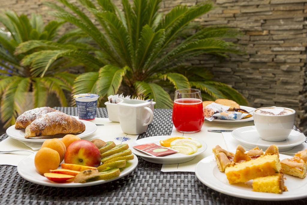 Medi Garden Hotel&Residence Альба-Адриатика Экстерьер фото