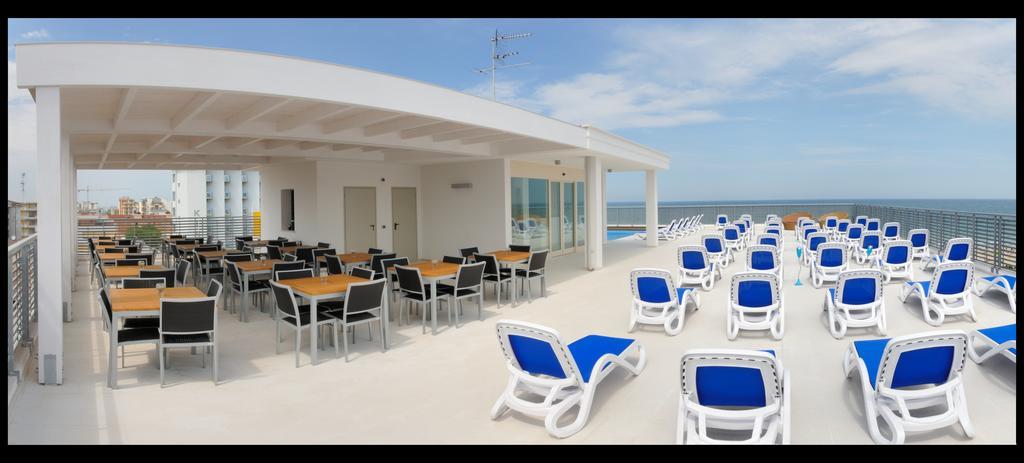 Medi Garden Hotel&Residence Альба-Адриатика Экстерьер фото